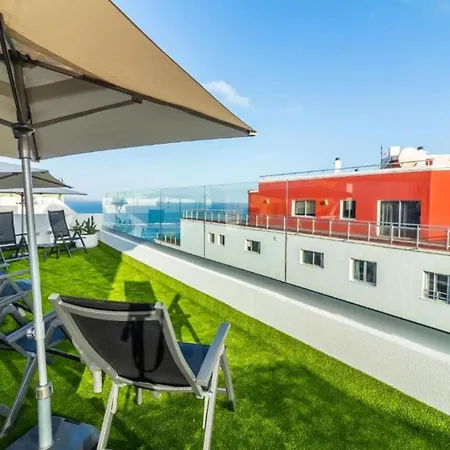 Family Room, Wifi, With Direct Access To Las Canteras Beach *